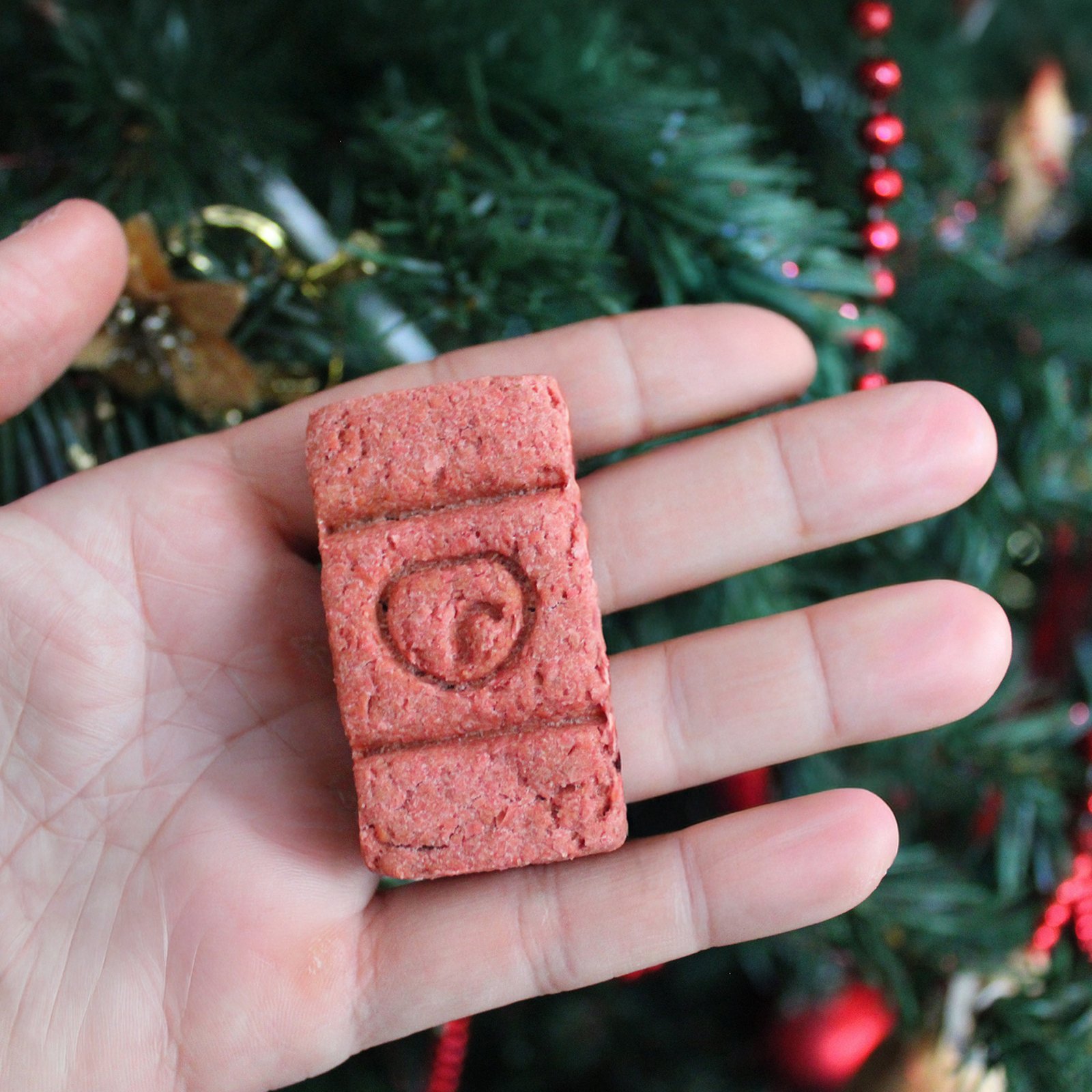 Turrón Navideño Rosado - Pollo & Remolacha - Imagen 3